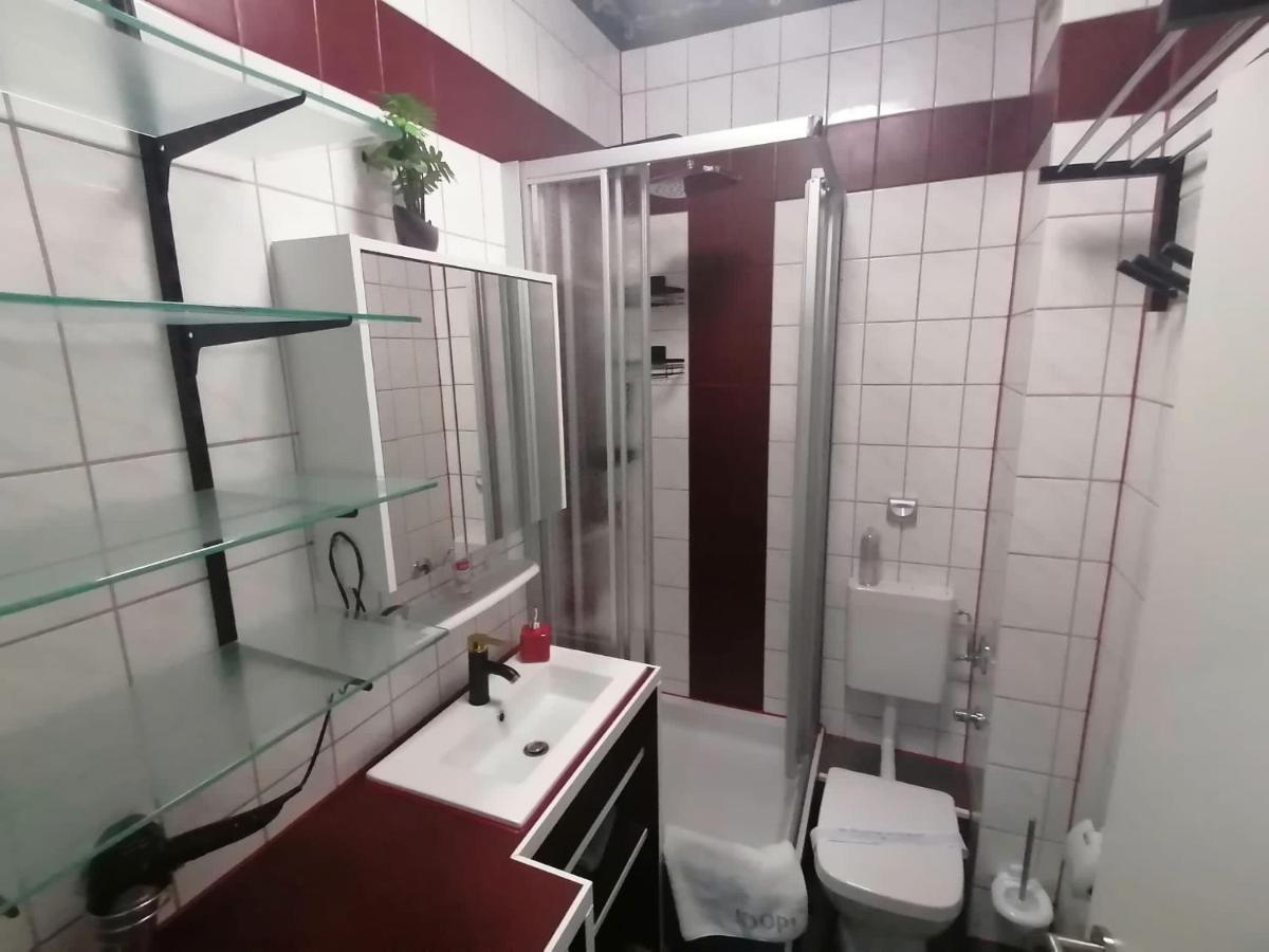 Best-Preis -Gold Suite- Mit Netflix, Self-Check-In, Ebike Ladestation, Fahrradraum, Wlan, Netflix Und Massagesessel - Direkt Am Elberadweg Im Herzen Von Wittenberge Esterno foto