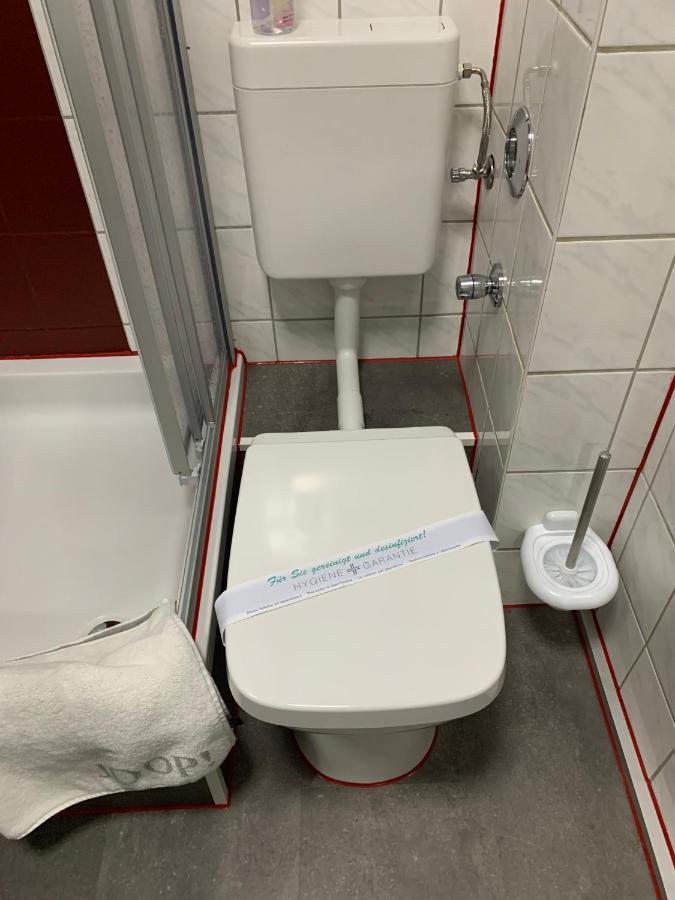 Best-Preis -Gold Suite- Mit Netflix, Self-Check-In, Ebike Ladestation, Fahrradraum, Wlan, Netflix Und Massagesessel - Direkt Am Elberadweg Im Herzen Von Wittenberge Esterno foto
